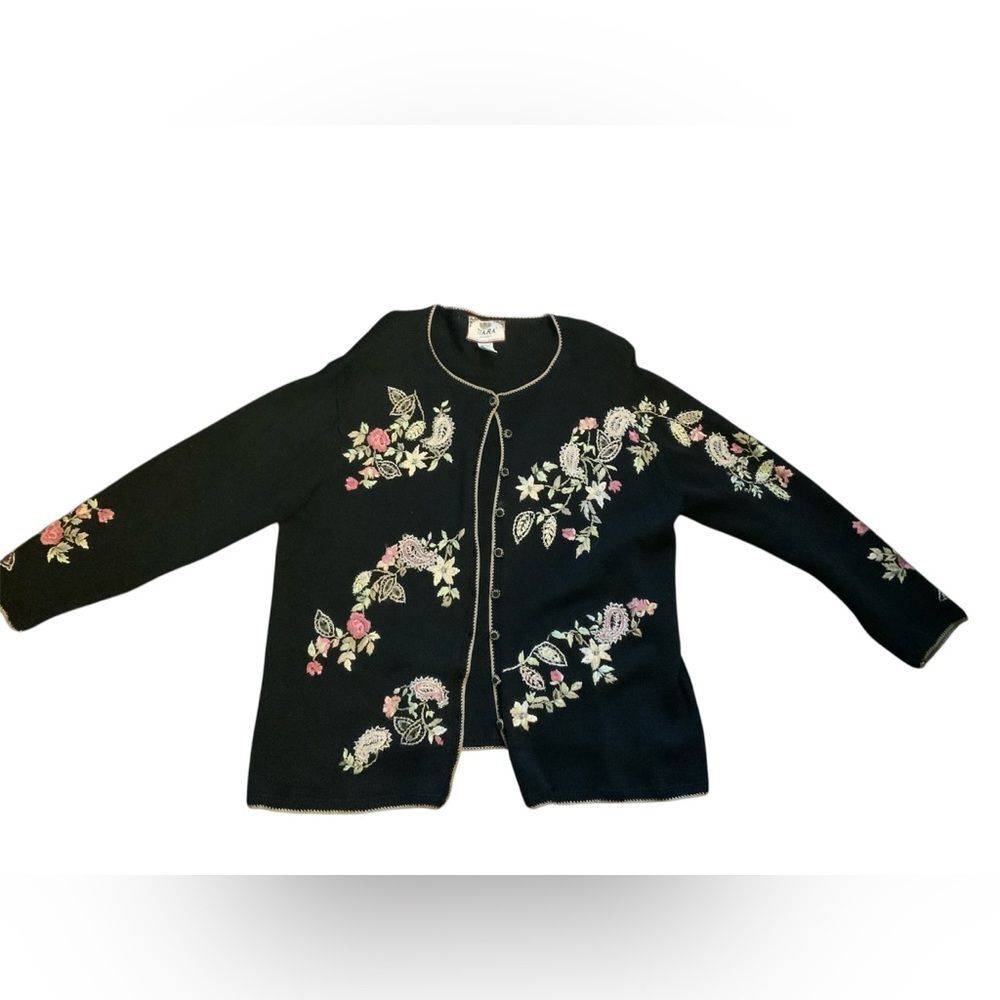 Vintage Tiara International Knit Floral Embroidered Cardigan Sweater